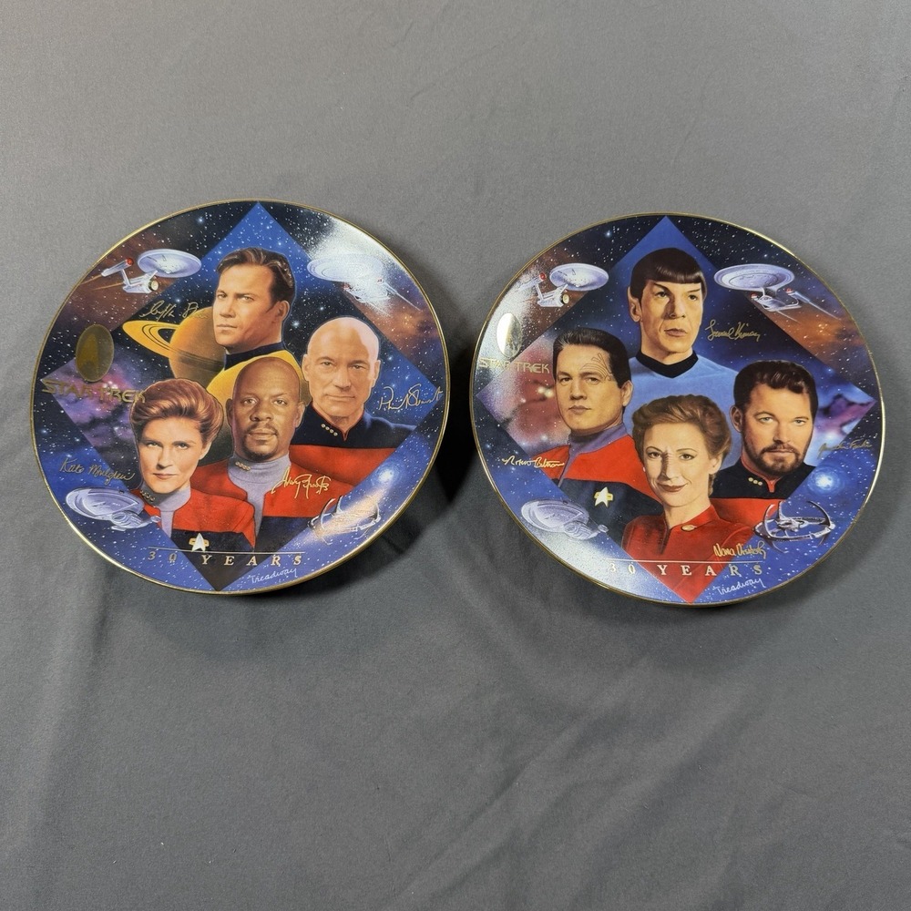 Set of 2 Star Trek‎ Plates 30 Years Captain's Tribute Second In Command Hamilton